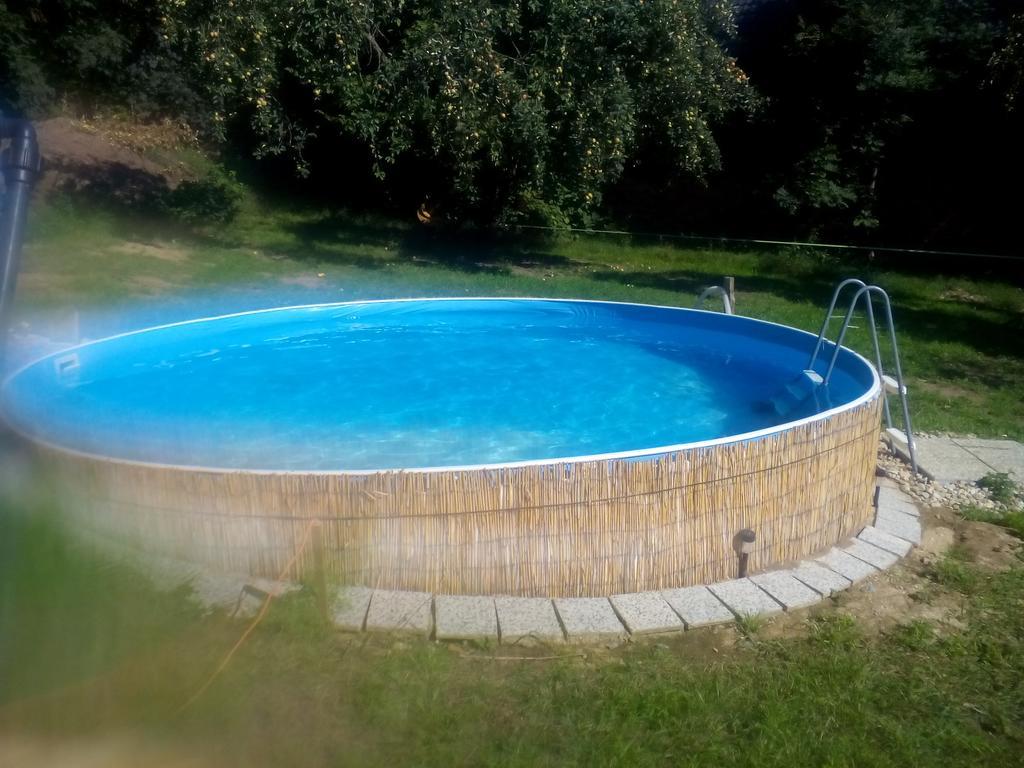 Penzion U Dvojice โนเวมิสโต นา โมราเวีย ภายนอก รูปภาพ